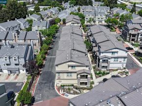 24552 Autumn Mist Way, Hayward CA 94544