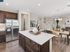 24552 Autumn Mist Way, Hayward CA 94544