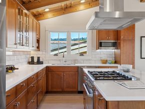 4436 Howe St, Oakland CA 94611