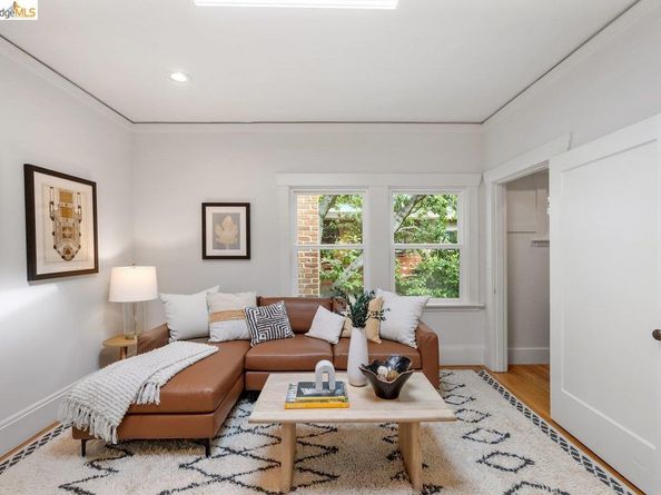 3117 College Ave 5, Berkeley CA 94705