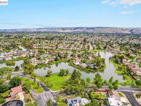 35975 Ruschin Dr, Newark CA 94560