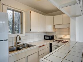 1437 56Th Ave, Oakland CA 94621