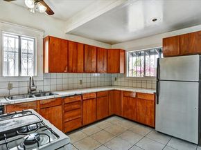 1437 56Th Ave, Oakland CA 94621