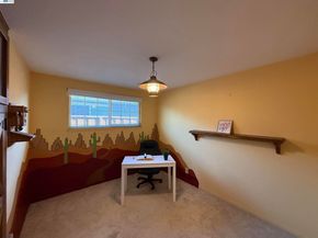 1362 Esser Ave, San Leandro CA 94579