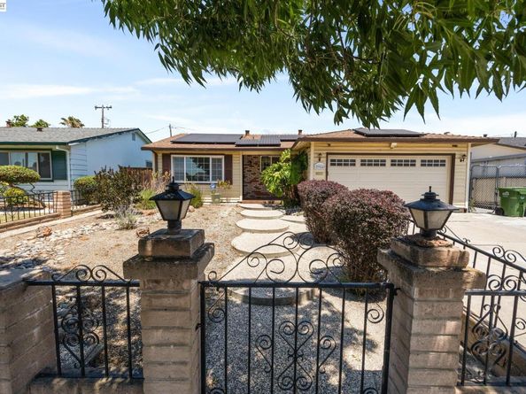 2966 Ridgemont Dr, San Jose CA 95127