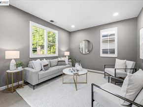 5625 Applegate Way, Dublin CA 94568