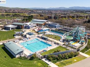 5625 Applegate Way, Dublin CA 94568
