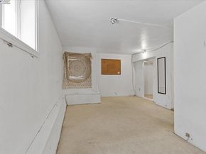 40 Acton St, Daly City CA 94014