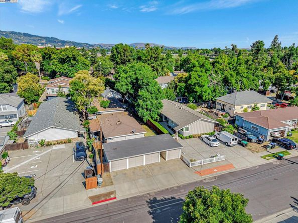 4655 Augustine St, Pleasanton CA 94566