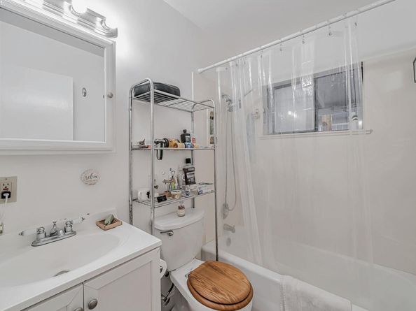 4655 Augustine St, Pleasanton CA 94566