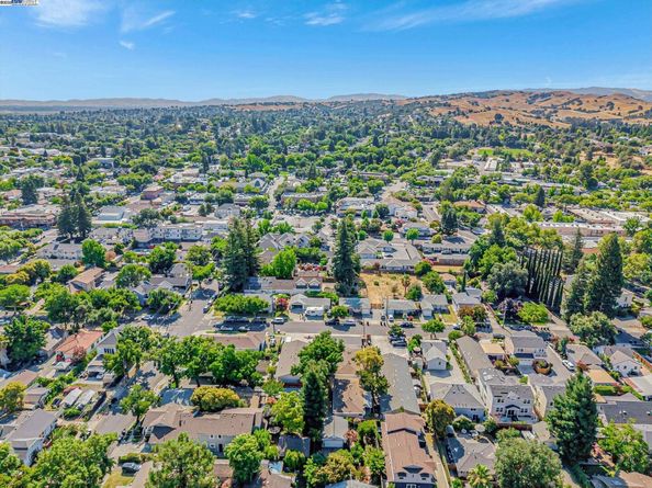 4655 Augustine St, Pleasanton CA 94566