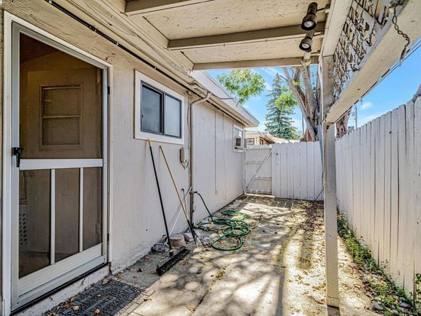 4655 Augustine St, Pleasanton CA 94566