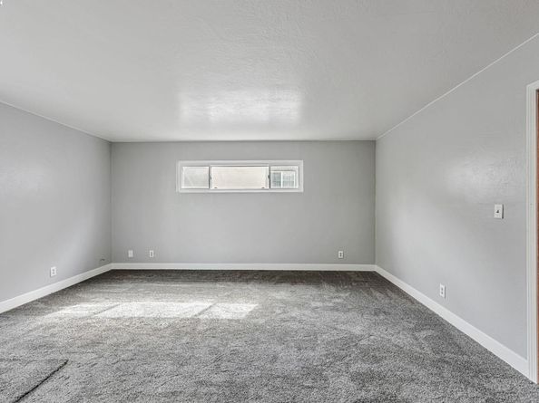 24930 2nd St, Hayward CA 94541