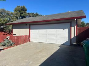 1560 170Th Ave, Hayward CA 94541