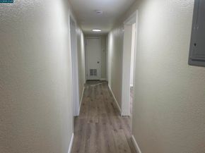 1560 170Th Ave, Hayward CA 94541