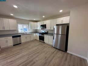1560 170Th Ave, Hayward CA 94541