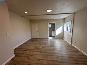 1560 170Th Ave, Hayward CA 94541