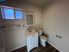 1560 170Th Ave, Hayward CA 94541