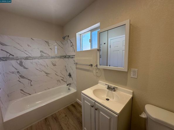 1560 170Th Ave, Hayward CA 94541