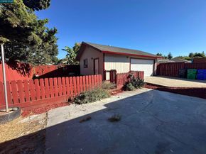1560 170Th Ave, Hayward CA 94541