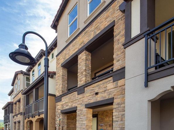 964 Blaise Lane 1004, Morgan Hill CA 95037