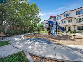 6555 S Mariposa Ct, Dublin CA 94568