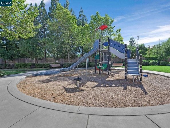 6555 S Mariposa Ct, Dublin CA 94568