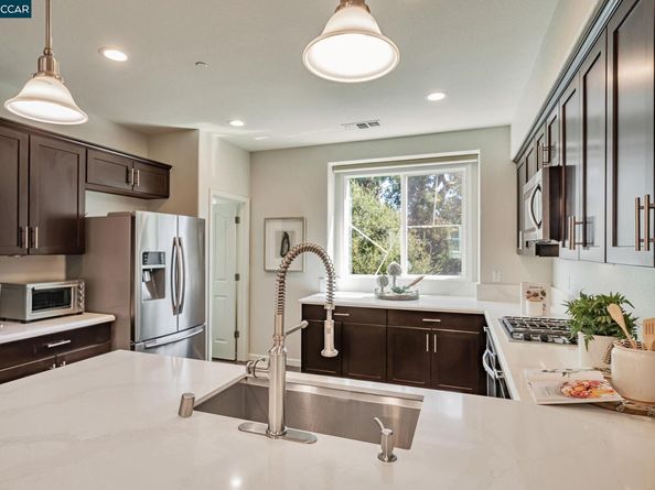 6555 S Mariposa Ct, Dublin CA 94568