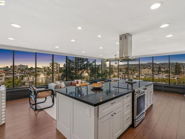 565 Bellevue Ave 806, Oakland CA 94610