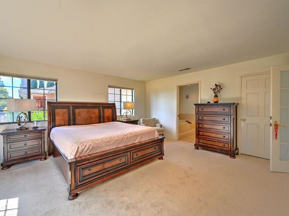 4347 Moreland Dr, Castro Valley CA 94546