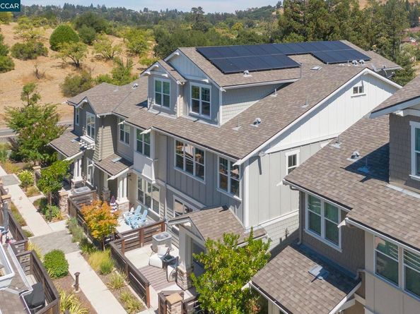 118 Wallace Cir, Moraga CA 94556