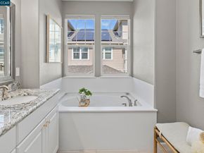 118 Wallace Cir, Moraga CA 94556