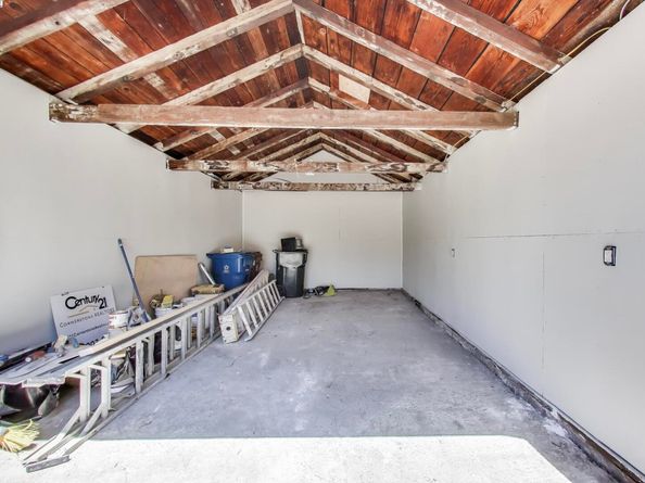 2131 Pomona, Martinez CA 94553