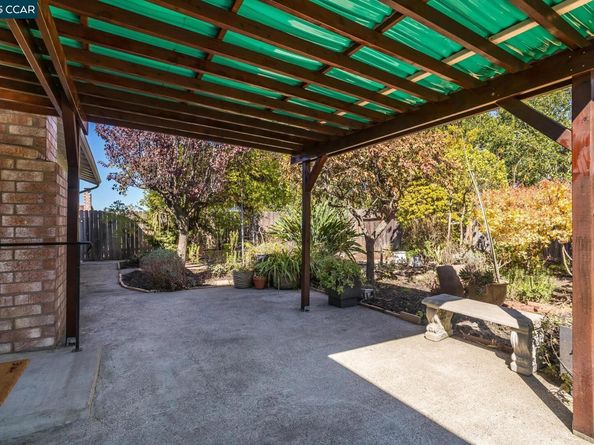 1769 Redwood Rd, Hercules CA 94547