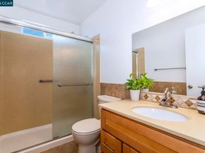 1769 Redwood Rd, Hercules CA 94547