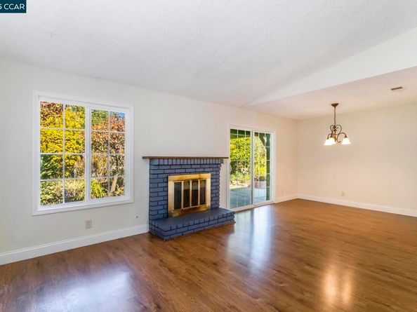 1769 Redwood Rd, Hercules CA 94547