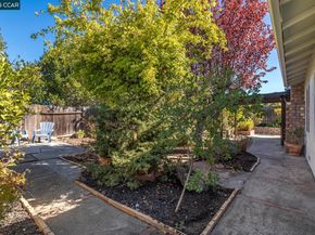 1769 Redwood Rd, Hercules CA 94547