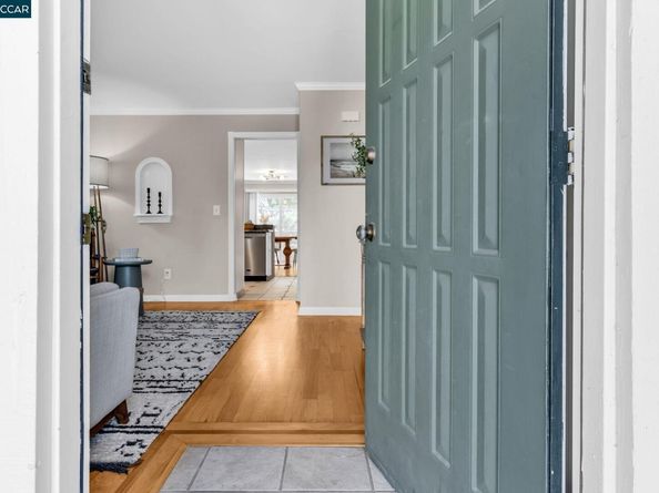 4380 Saint Charles Pl, Concord CA 94521