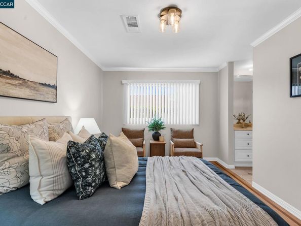 4380 Saint Charles Pl, Concord CA 94521