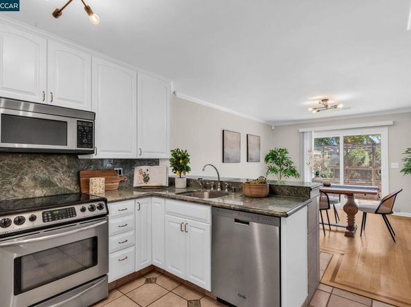 4380 Saint Charles Pl, Concord CA 94521