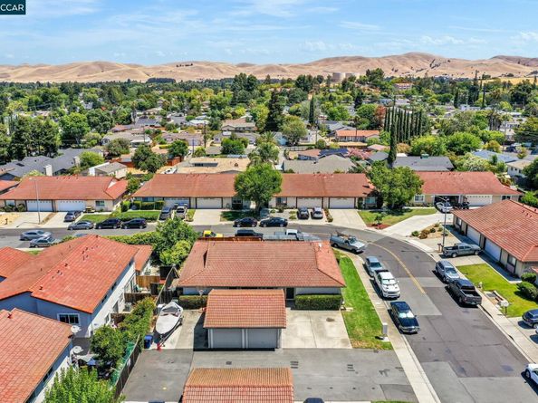 4380 Saint Charles Pl, Concord CA 94521