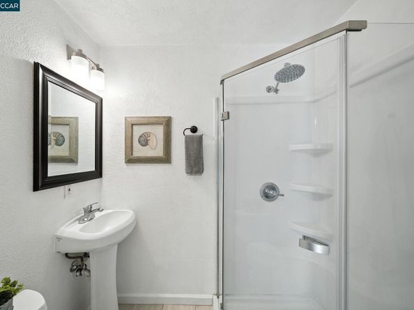 1014 Bancroft Rd, Concord CA 94518
