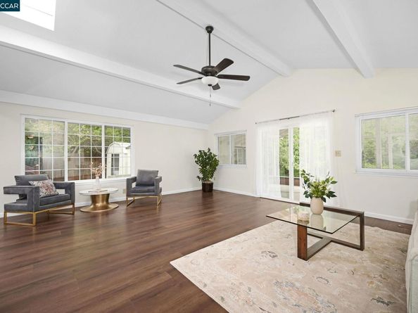 2326 Estrella Ct, Pinole CA 94564