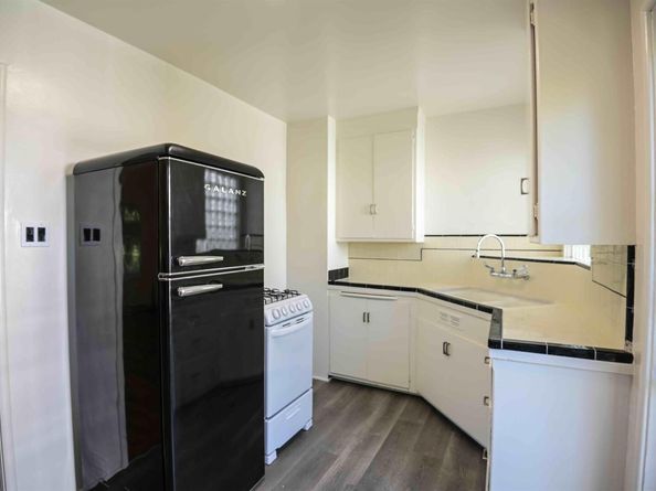 2218 Parker St, Berkeley CA 94704