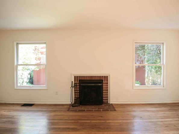 2218 Parker St, Berkeley CA 94704