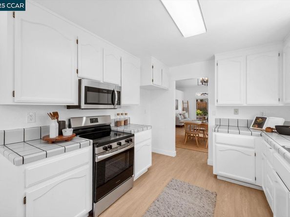 1731 Indian Wells Way, Clayton CA 94517