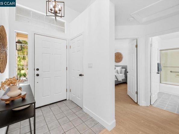 1731 Indian Wells Way, Clayton CA 94517