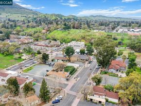 1731 Indian Wells Way, Clayton CA 94517
