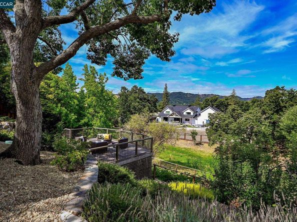 34 Willowview Ct, Danville CA 94526