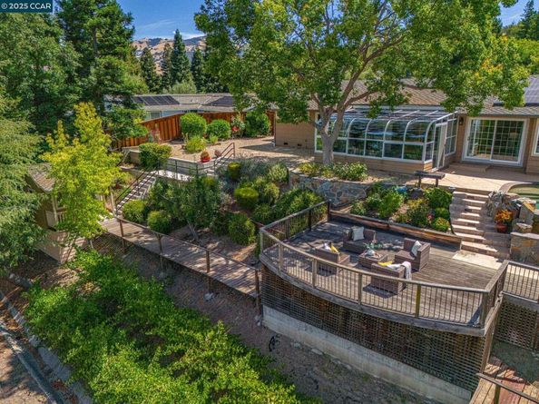 34 Willowview Ct, Danville CA 94526